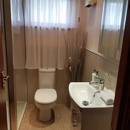 No.19 The Apartment Инвернесс Экстерьер фото